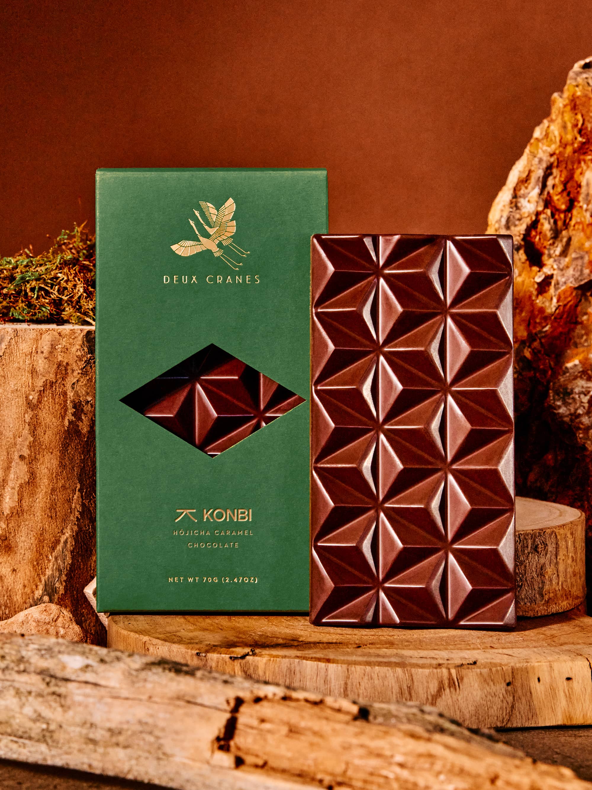 Hōjicha Caramel Milk Chocolate Bar – Deux Cranes Chocolates and
